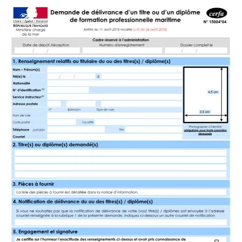 Aperçu du document Demande de titre maritime professionnel : guide du formulaire 15004*04 — Études & formation (CERFA n°15004*04)
